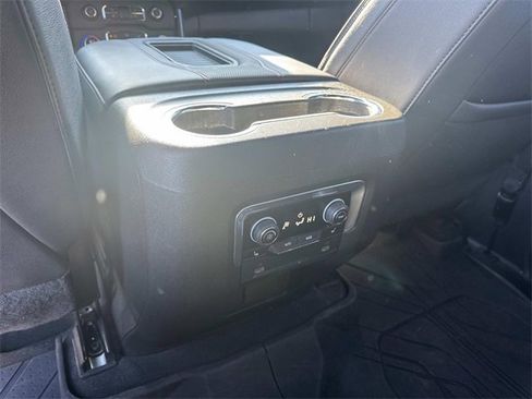 Used 2023 Chevrolet Suburban RST w/ Luxury Package image 19