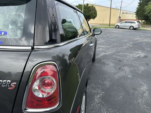 Used 2011 MINI Cooper S image 6
