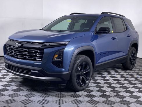 New 2026 Chevrolet Equinox LT w/ Convenience Package II FWD image 17