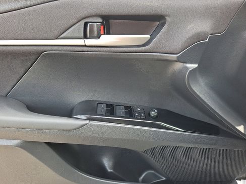 Certified 2025 Toyota Camry LE image 13