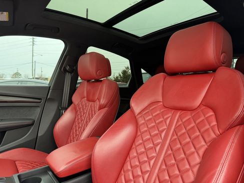 Used 2023 Audi SQ5 Premium Plus w/ Premium Plus Package image 13