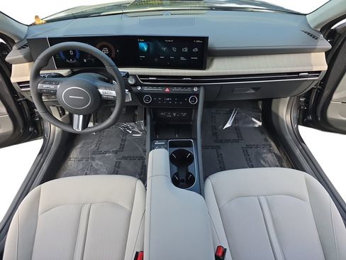 Used 2026 Hyundai Sonata SEL FWD image 9