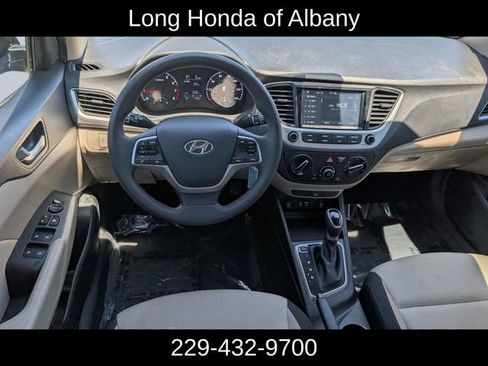 Used 2022 Hyundai Accent SEL FWD image 18