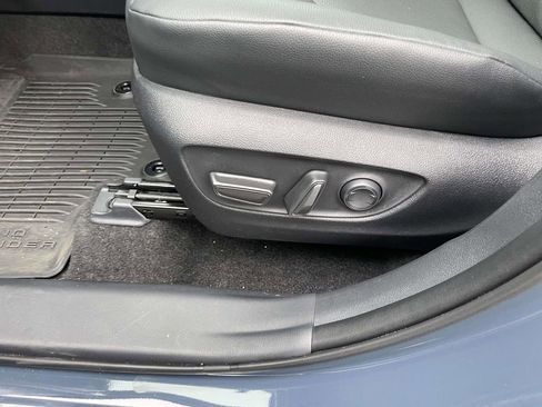 Used 2026 Toyota Grand Highlander XLE image 31