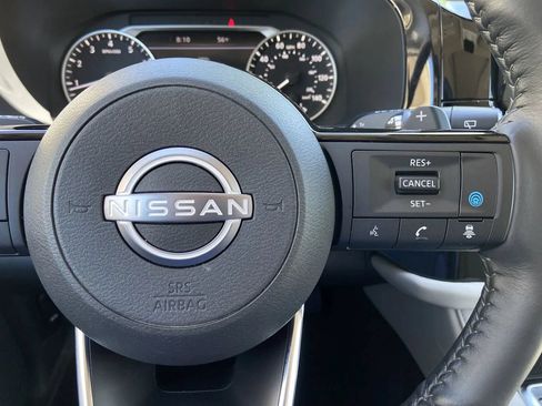 Used 2024 Nissan Pathfinder SL w/ SL Premium Package AWD/4WD image 17