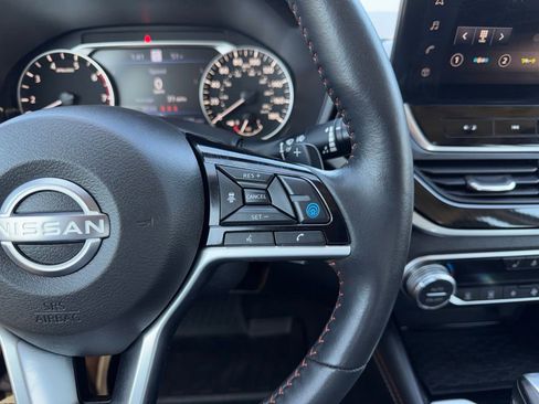 Used 2024 Nissan Altima 2.0 SR image 5