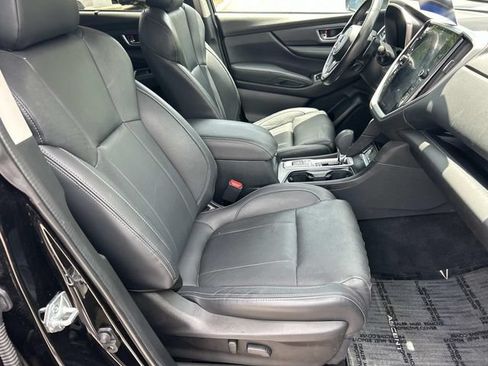 Used 2023 Subaru Ascent Limited AWD/4WD image 32