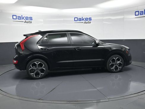 Certified 2023 Kia Niro EX Touring FWD image 8