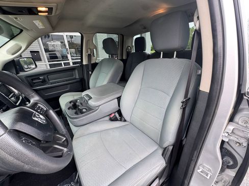 Used 2018 RAM 1500 Express w/ Express Value Package AWD/4WD image 14