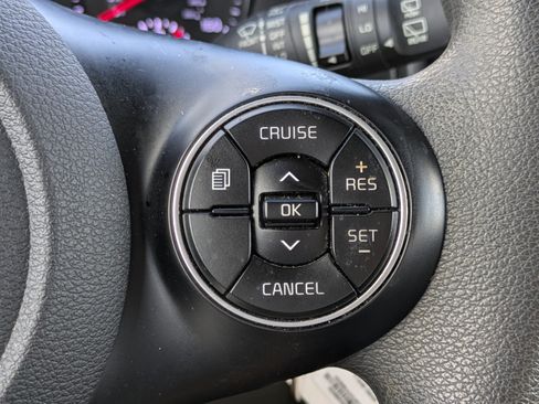 Used 2020 Kia Soul S FWD image 20
