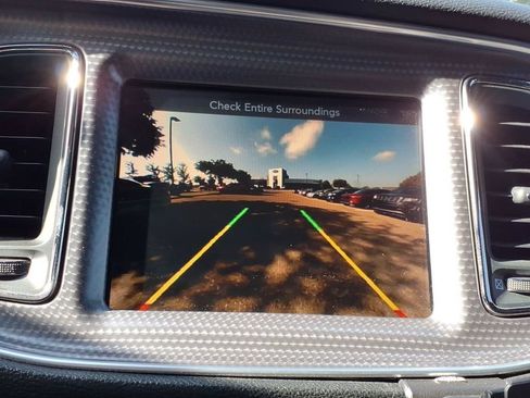 Used 2015 Dodge Challenger SRT Hellcat RWD image 15
