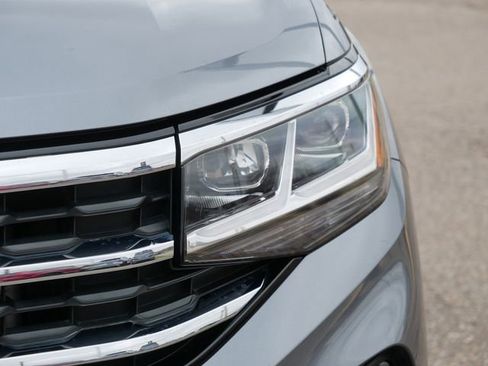 Certified 2023 Volkswagen Atlas Cross Sport SE w/ Panoramic Sunroof Package image 10