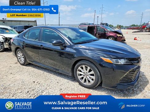 Used 2018 Toyota Camry LE FWD image 5