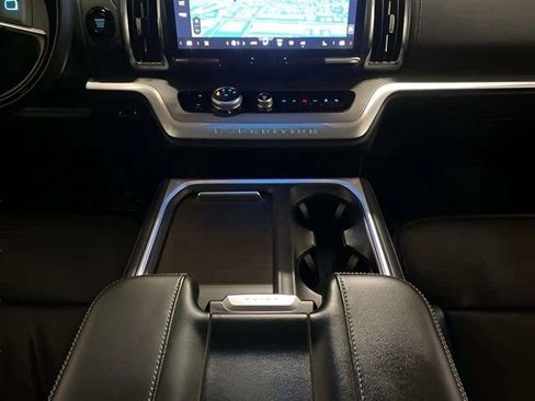 Used 2025 Ford Expedition Max Platinum AWD/4WD image 16