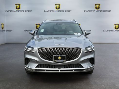 Used 2025 Genesis GV70 2.5T w/ Advanced Package image 8