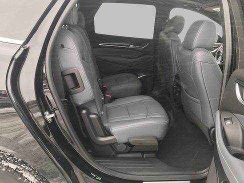 Certified 2023 Buick Enclave Essence w/ Experience Buick Package image 25