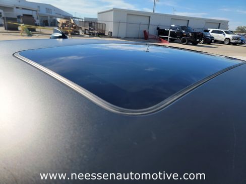 Used 2022 Dodge Charger Scat Pack w/ Daytona Edition Group image 8