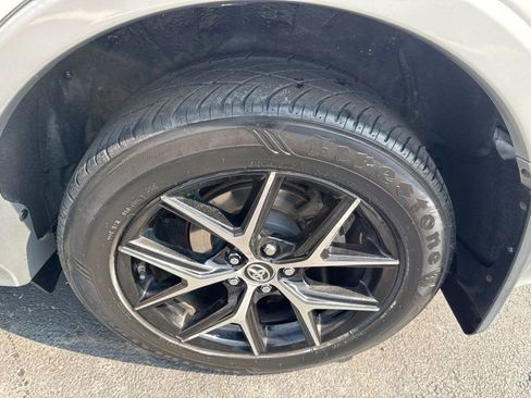 Used 2016 Toyota RAV4 SE image 34