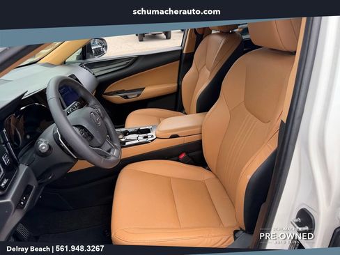 Used 2024 Lexus NX 250 FWD w/ Towing Package (2000 Lbs) image 10