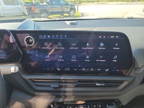 Used 2026 Chevrolet Silverado EV LT image 22