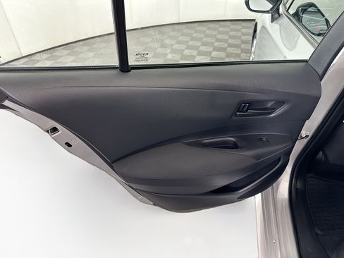 Used 2025 Toyota Corolla LE image 25
