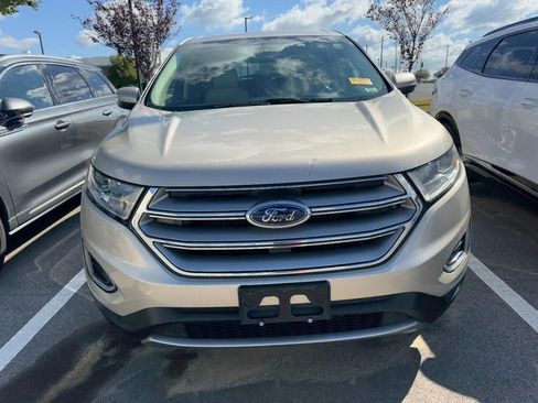 Used 2017 Ford Edge SEL w/ Equipment Group 201A image 2