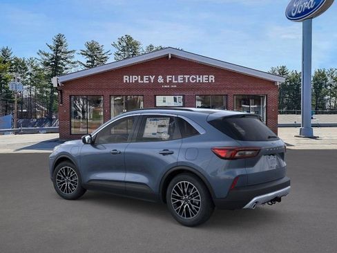 New 2026 Ford Escape SE w/ Class II Trailer Tow Package image 4