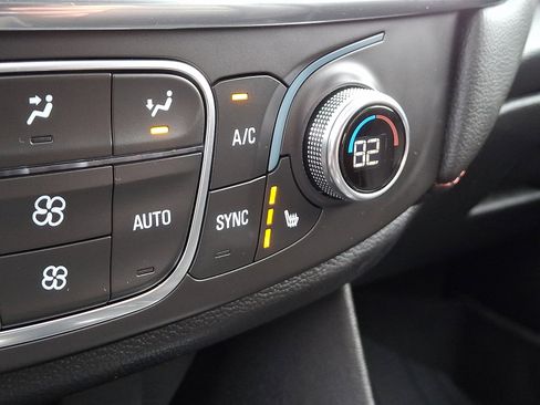 Certified 2023 Chevrolet Traverse RS w/ LPO, Floor Liner Package image 27