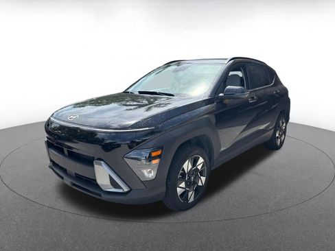 Used 2025 Hyundai Kona SEL AWD/4WD image 4