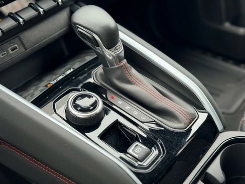 Certified 2023 Chevrolet Colorado Z71 w/ Z71 Convenience Package 2 image 18