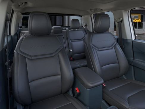 New 2025 Ford Maverick Lariat w/ Black Appearance Package image 10