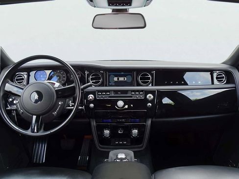 Certified 2009 Rolls-Royce Phantom Sedan image 10
