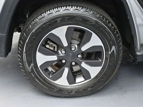 Used 2024 Jeep Grand Cherokee Limited 4xe AWD/4WD image 39