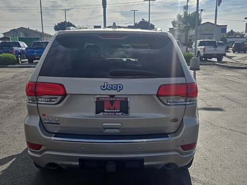 Used 2015 Jeep Grand Cherokee Overland AWD/4WD image 4