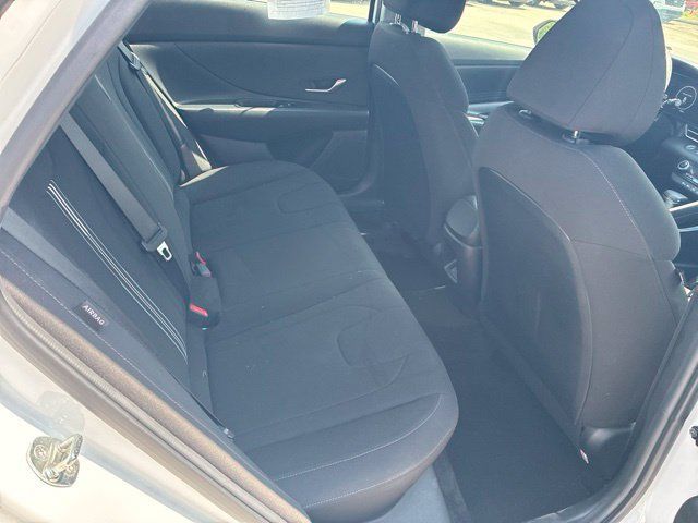 Used 2024 Hyundai Elantra SEL FWD image 55