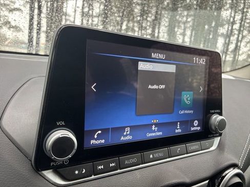 Used 2025 Nissan Sentra SV w/ All-Weather Package image 30