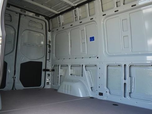 New 2025 Mercedes-Benz Sprinter 2500 image 30
