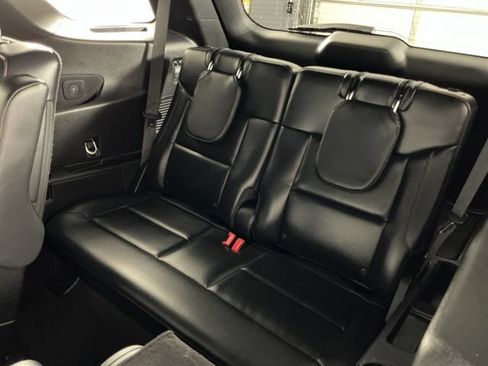 Certified 2025 Ford Explorer ST AWD/4WD image 31