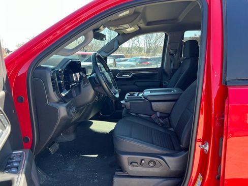 Used 2025 Chevrolet Silverado 1500 LT image 22