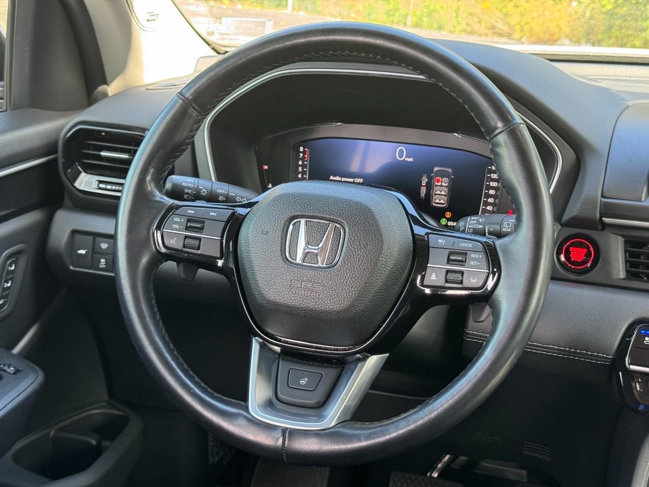 Certified 2025 Honda Pilot Elite image 16