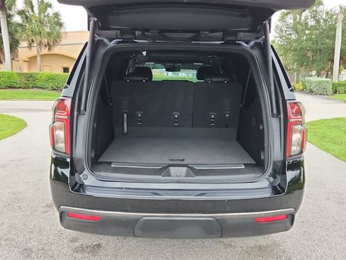 Certified 2021 Chevrolet Suburban RST AWD/4WD image 5