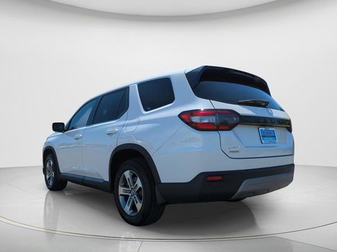 Used 2024 Honda Pilot EX-L image 8