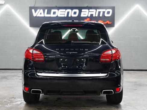 Used 2014 Porsche Cayenne AWD/4WD image 19