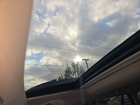 Used 2023 Subaru Outback Onyx Edition XT image 22