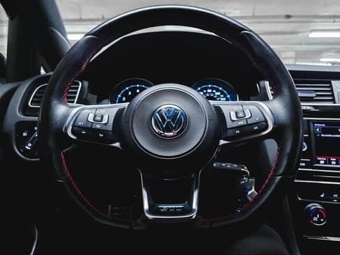 Used 2019 Volkswagen GTI S FWD image 20