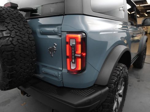 Used 2023 Ford Bronco Badlands image 18