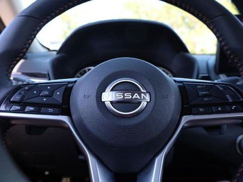 Certified 2025 Nissan Altima 2.5 SR w/ SR Premium Package FWD image 9