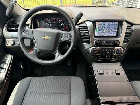 Used 2020 Chevrolet Tahoe 4WD image 2