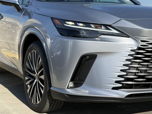 New 2026 Lexus RX 350 RX 350h Premium+ image 4