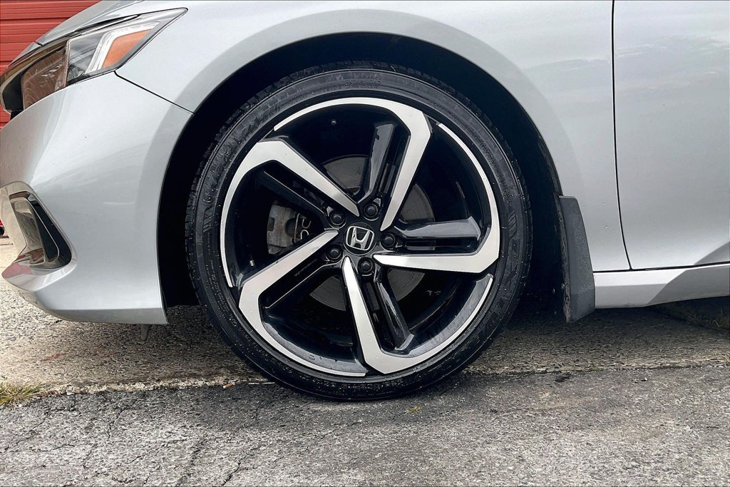 Used 2021 Honda Accord Sport image 9